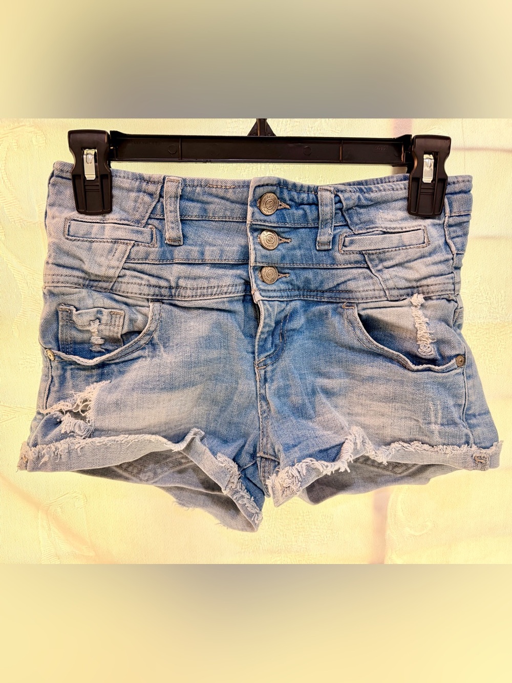 Harmony + Havoc High-Rise Light Blue Distressed Women's Denim Shorts B0055